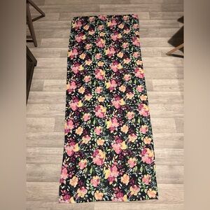 Studio Multicolor Floral scarf